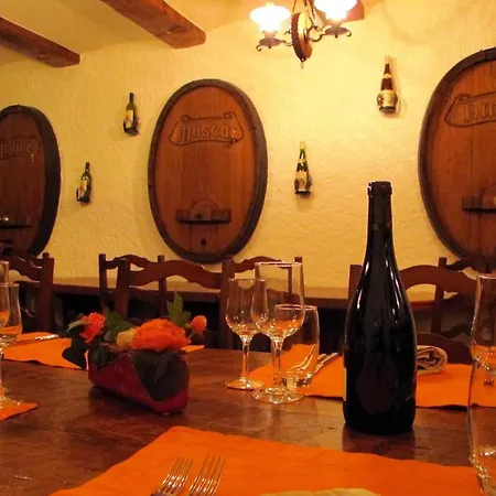 Restaurant L'escale מלון